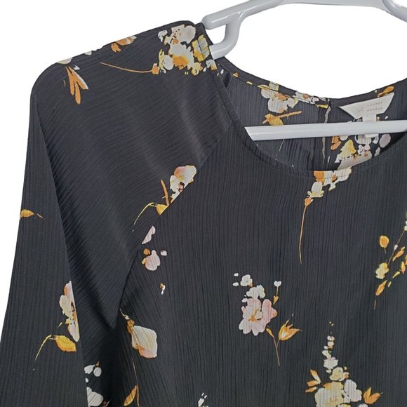 Lauren Conrad Sz 1X Blouse Floral Crinkle Flared Tulip Sleeves Back Slit Black - Picture 4 of 10
